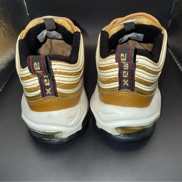 Size 6.5 - Nike Air Max 97 OG 2023 Metallic Gold Wmns, DQ9131-700, Clean, No Box - Picture 3 of 10